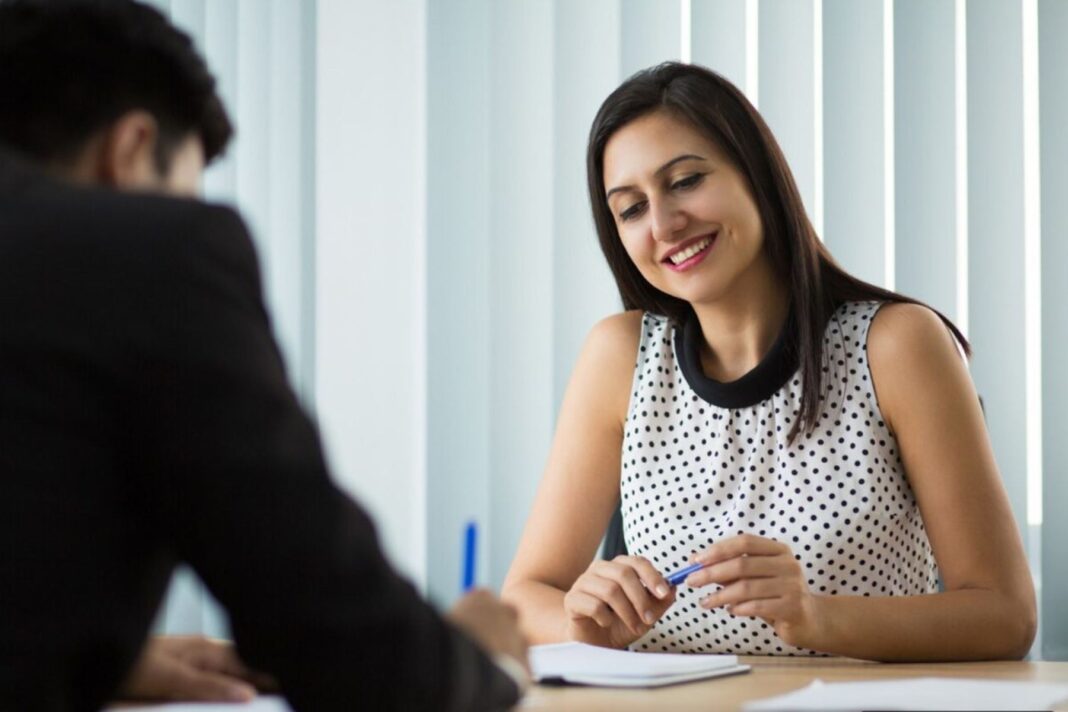 Cinco habilidades clave para destacar en el sector financiero