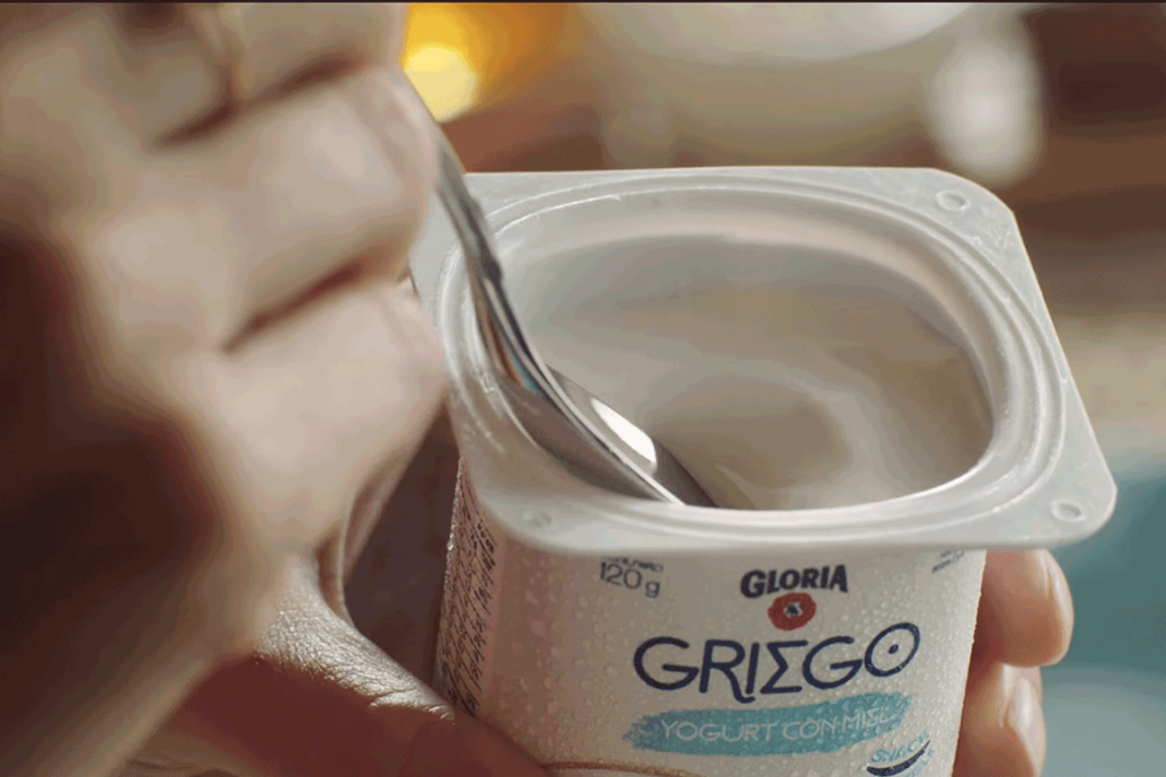 Indecopi declara infundada denuncia contra Leche Gloria por uso del término "yogurt griego"