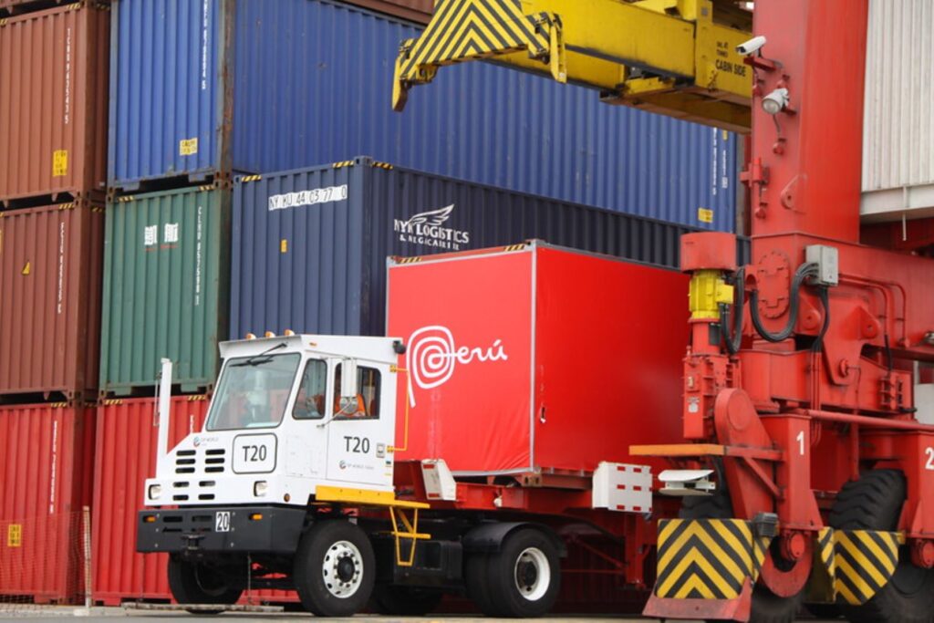 Perú y China refuerzan vínculos comerciales para diversificar la oferta exportadora Perú y China refuerzan vínculos comerciales para diversificar la oferta exportadora