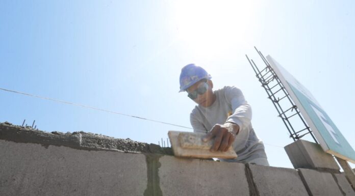 Proyectan nueva reducción de la pobreza en Perú para el 2025 si crece la economía