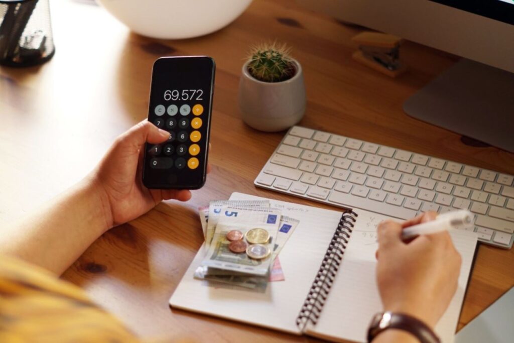 Ahorro inteligente: aprende cómo monitorear tus finanzas y hacer crecer tu dinero