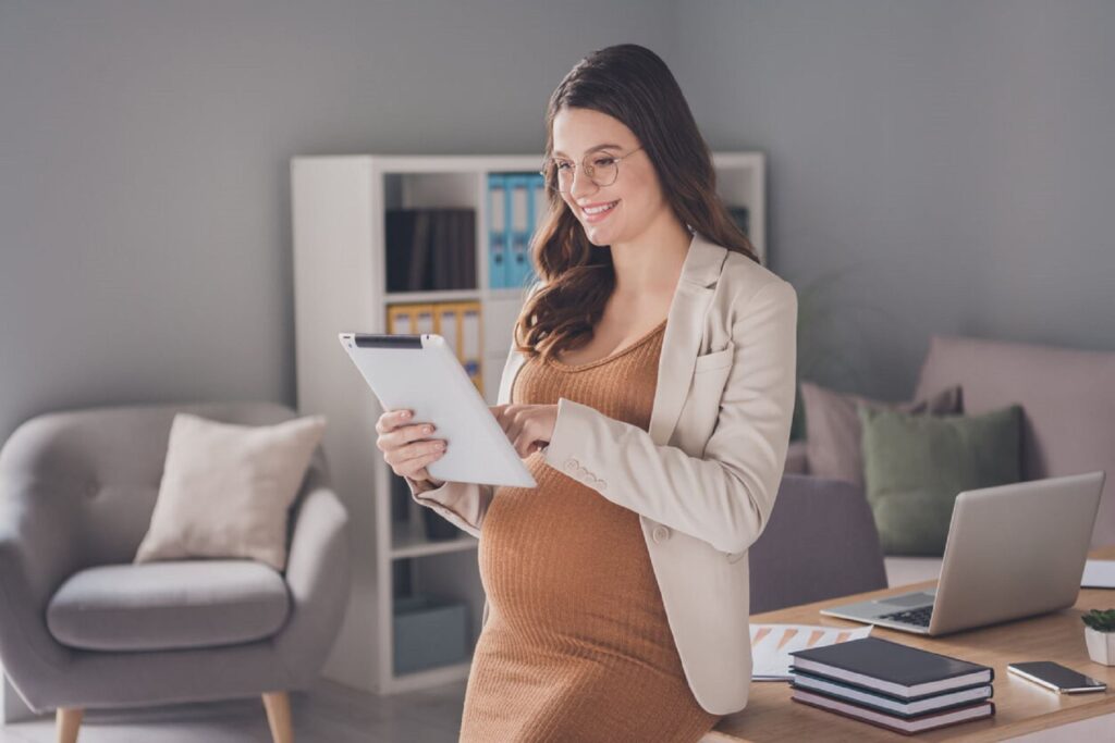 Madres peruanas: entre el trabajo y la maternidad, un equilibrio aún difícil de lograr