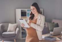 Madres peruanas: entre el trabajo y la maternidad, un equilibrio aún difícil de lograr