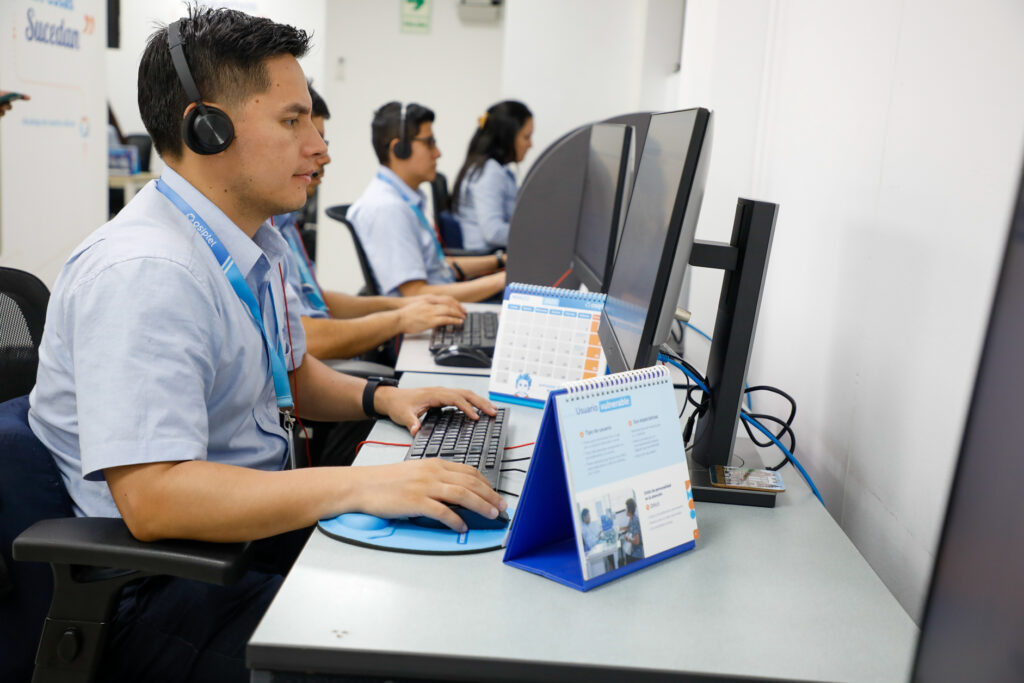 Canales no presenciales del OSIPTEL concentraron el 68 % de atenciones a usuarios de servicios de telecomunicaciones
