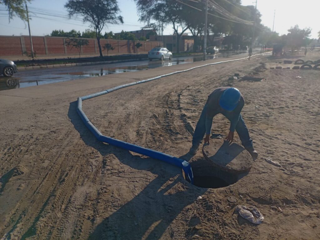 EPS Grau continúa con trabajos de rehabilitación del alcantarillado en Parque Centenario EPS Grau continúa con trabajos de rehabilitación del alcantarillado en Parque Centenario