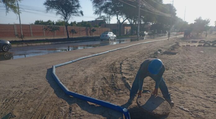 EPS Grau continúa con trabajos de rehabilitación del alcantarillado en Parque Centenario