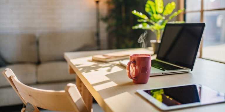 Cómo iniciar un negocio desde casa: 5 claves para emprender con éxito