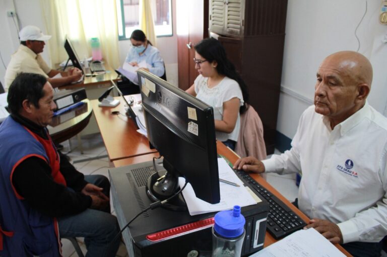 EPS Grau formaliza a más de 800 usuarios en La Rinconada, Veintiséis de Octubre