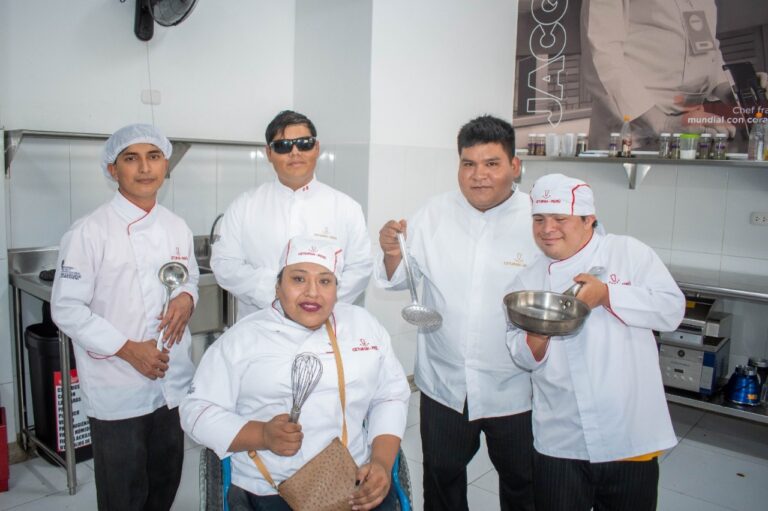 Beca inclusión: Donde otros ven límites, ellos construyen oportunidades