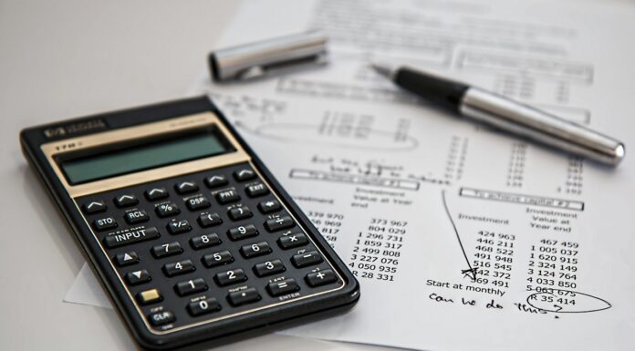 Estrategias para crear un presupuesto y pagar tus deudas más rápido