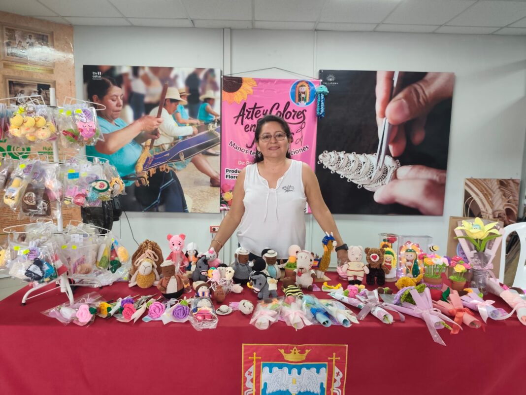 Rosa Ayala deslumbra con su colección en crochet que revalora los aspectos costumbristas de Piura