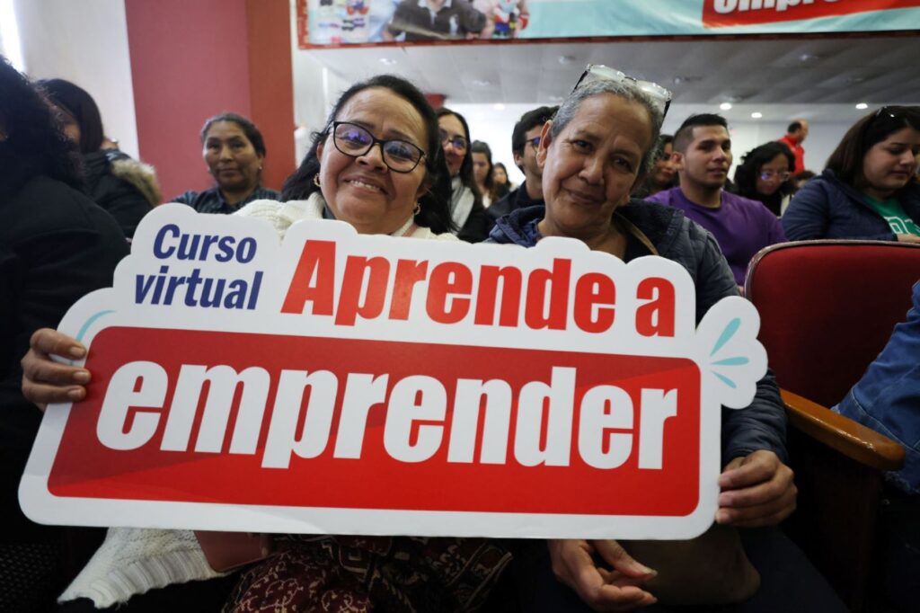 ¿Tienes un negocio o quieres crear uno? Participa en el curso Aprende a Emprender del MTPE