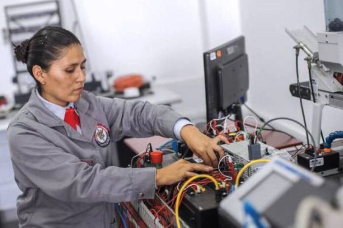 Ejecutivo aprueba más de S/ 2.1 millones en subvenciones para impulsar innovación en mipymes