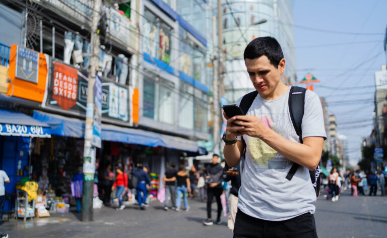 OSIPTEL aprueba procedimiento para dar de baja líneas móviles contratadas irregularmente con registros inconsistentes