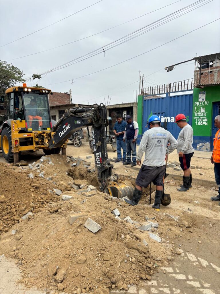 EPS Grau realiza trabajos de mejoramiento del sistema de alcantarillado en El Porvenir, Sullana