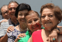 Emprendimiento senior: claves para lanzar un negocio rentable a los 50 años