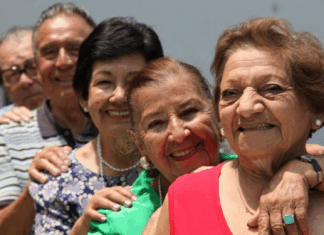 Emprendimiento senior: claves para lanzar un negocio rentable a los 50 años