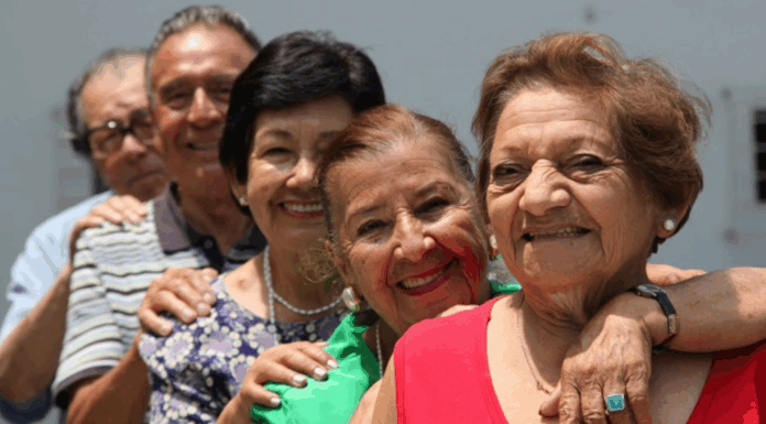 Emprendimiento senior: claves para lanzar un negocio rentable a los 50 años