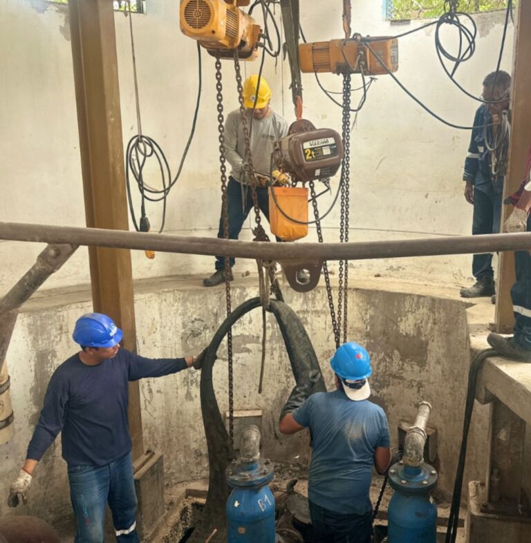 EPS Grau realiza trabajos correctivos de emergencia en EBAR San José