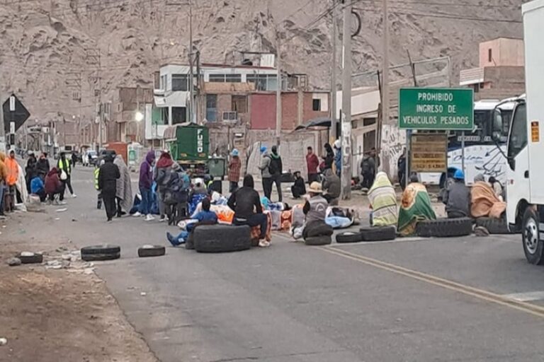 Bloqueo de vías pone en riesgo el abastecimiento de alimentos y el acceso a servicios de salud