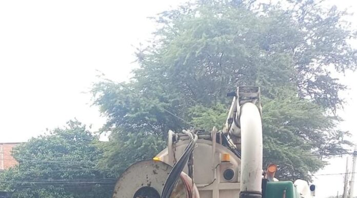 EPS Grau limpia más de medio kilómetro de redes en centro de Piura