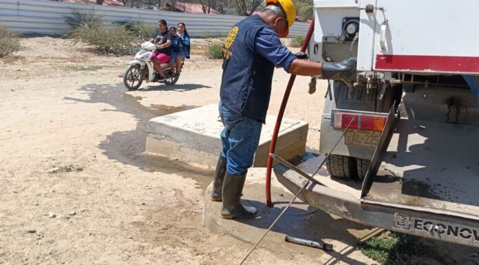 EPS Grau interviene tras afloramientos en Urb. Vencedores 15 de Abril, Sullana