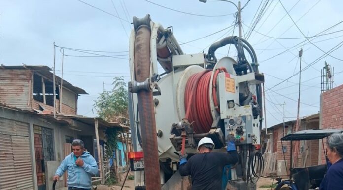 EPS Grau ejecuta limpieza de redes de alcantarillado en Manuel Scorza