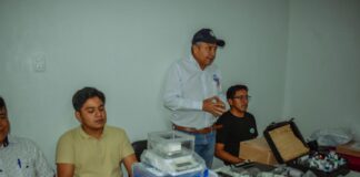 Jóvenes emprendedores crean arrecife artificial para cultivo de pulpo en Parachique-Sechura