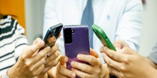 Mercado móvil en Perú alcanza 43.7 millones de líneas activas en 2025
