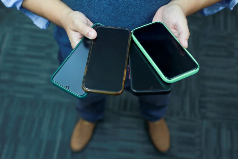 En agosto se bloqueará nuevo grupo de celulares no registrados en la lista blanca del Renteseg y con historial negativo. ¿Cuántos serán?