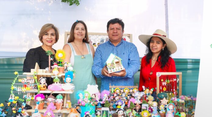 Artesanos piuranos exhiben sus creaciones en feria por el Mes de la Primavera