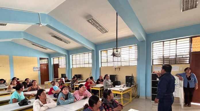 Enosa dictó charlas sobre seguridad eléctrica a estudiantes, docentes y padres de familia del colegio Felipe Cossio del Pomar