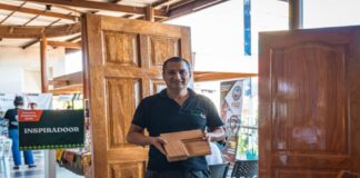 Feria forestal en Ucayali impulsa a Mypes del sector madera con productos de la Amazonía