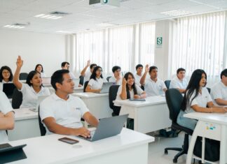 OSIPTEL: conoce a los 60 becarios del programa de especialización en telecomunicaciones OSIPTEL: conoce a los 60 becarios del programa de especialización en telecomunicaciones