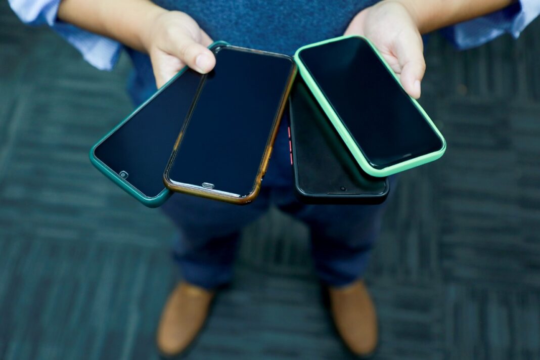 OSIPTEL contribuye con el estado de emergencia: se bloquearán otros 300 000 celulares no registrados en noviembre OSIPTEL contribuye con el estado de emergencia: se bloquearán otros 300 000 celulares no registrados en noviembre