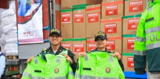 MYPE peruanas producen más de 120 mil uniformes para la PNP MYPE peruanas producen más de 120 mil uniformes para la PNP