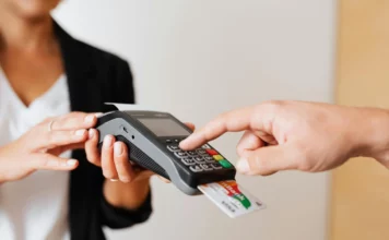 ¿Qué es un POS y cómo ayuda a tu negocio a vender más rápido y de forma segura? ¿Qué es un POS y cómo ayuda a tu negocio a vender más rápido y de forma segura?