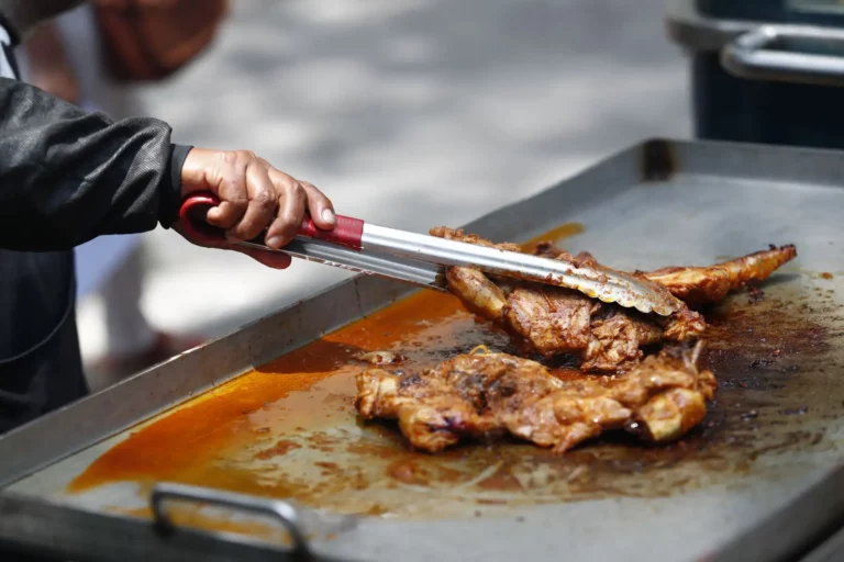 Emprendimientos de food trucks cuentan con reglas actualizadas para operar