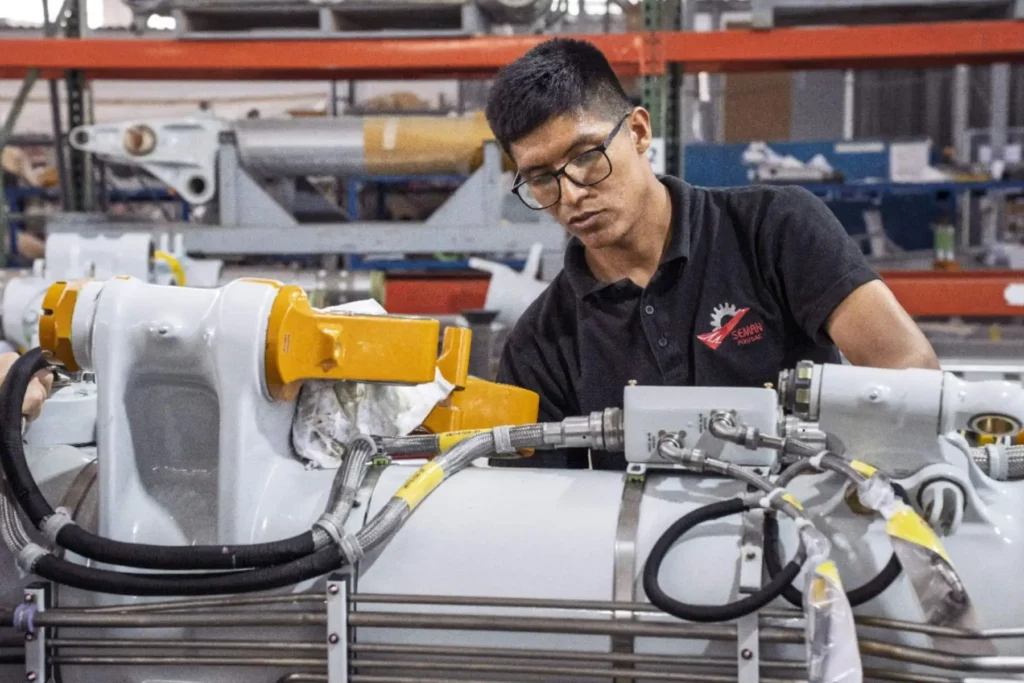 Sector manufactura crecería 1.4% y elevaría su aporte al PBI nacional Sector manufactura crecería 1.4% y elevaría su aporte al PBI nacional