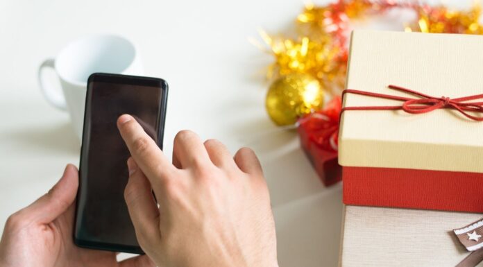 Consejos claves para comprar un celular en Navidad