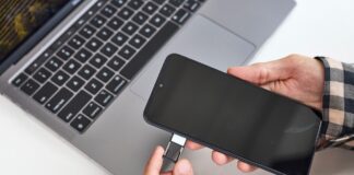 Activaciones de nuevas líneas móviles se reduce en 27 % tras medidas dispuestas por el OSIPTEL durante el estado de emergencia Activaciones de nuevas líneas móviles se reduce en 27 % tras medidas dispuestas por el OSIPTEL durante el estado de emergencia