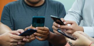 OSIPTEL: más de 478 000 líneas cambiaron de empresa operadora, en noviembre, a través de la portabilidad móvil