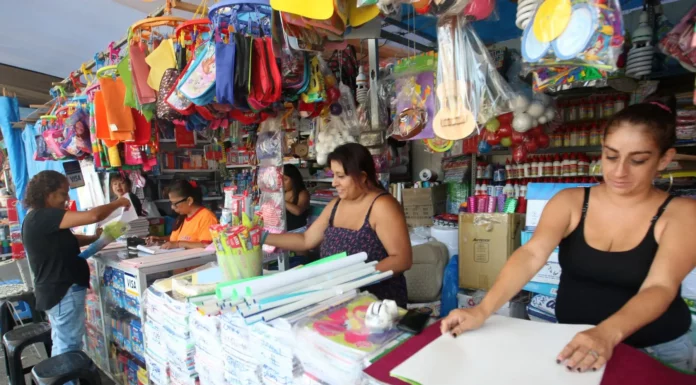 Regreso a clases: cómo organizar los gastos escolares y usar el crédito sin sobreendeudarte