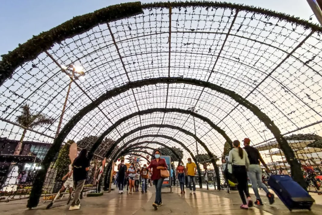 Economía peruana crecería 3.5% en 2026 y demanda interna superaría el 4%, según BCP