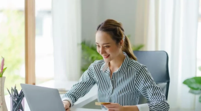 Comercio electrónico para pymes: cómo vender más sin perder el control Comercio electrónico para pymes: cómo vender más sin perder el control