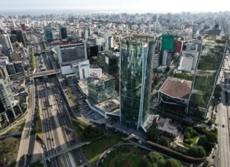 Crecimiento del PBI en Perú podría superar el 5% si se fortalecen reformas y el comercio exterior Crecimiento del PBI en Perú podría superar el 5% si se fortalecen reformas y el comercio exterior