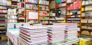 Colegios privados pueden recibir multas de más de S/2.4 millones por obligar a comprar marcas específicas de útiles o uniformes