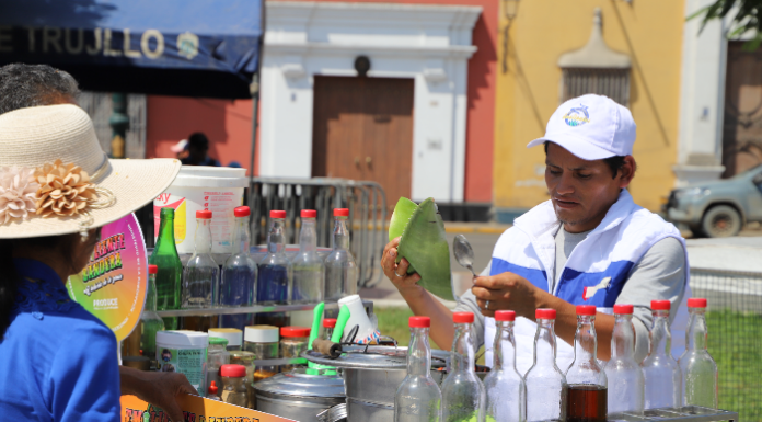 Emolienteros fortalecen la economía popular con formalización y buenas prácticas