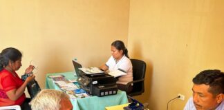 Enosa Móvil acerca servicios eléctricos a usuarios del centro poblado La Tortuga