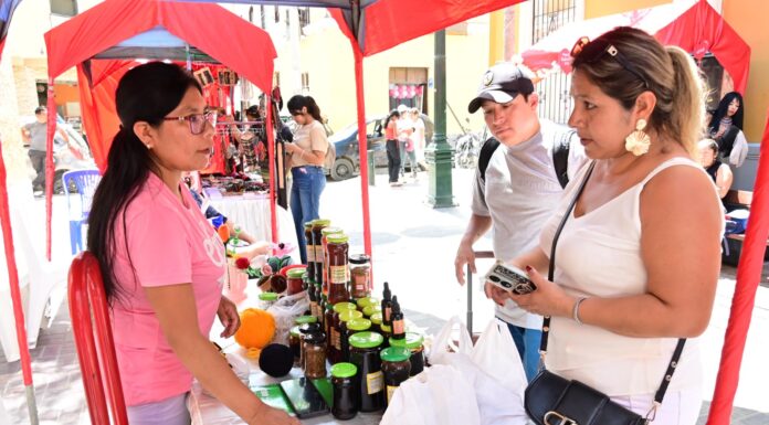 Piura: emprendedores exhiben productos en la feria Amor Hecho a Mano hasta el 15 de febrero